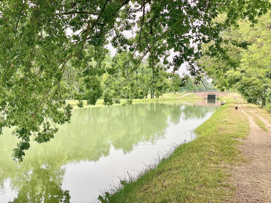 Voyage Au Canal - Parking Clim Netflix Amazon Montauban Buitenkant foto